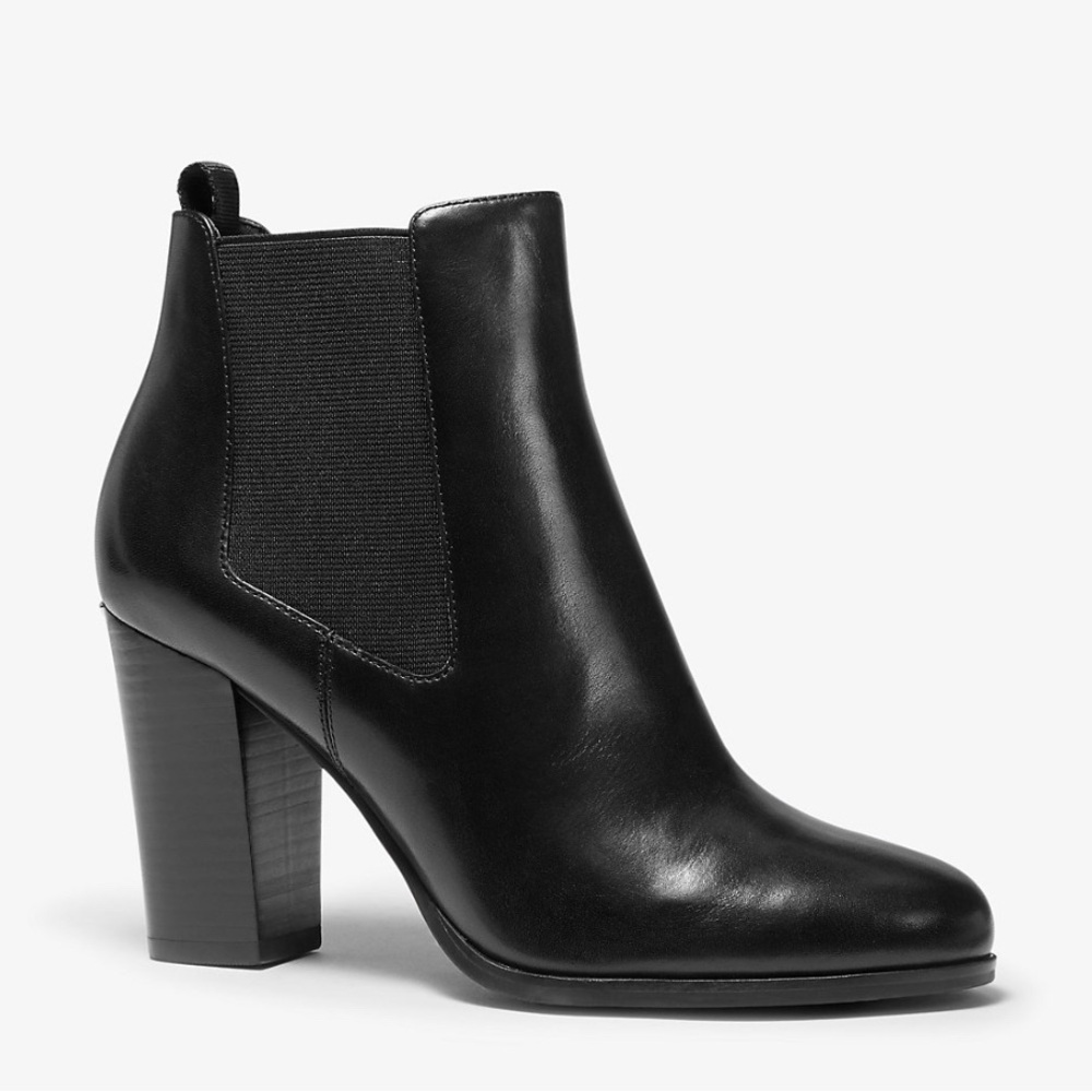 MICHAEL Michael Kors Black Chelsea Ankle Booties